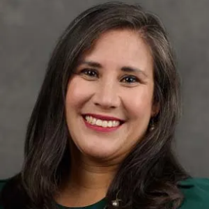 Profile photo of Jennifer Saenz